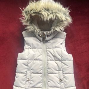 Youth girls 7/8 puffy vest with fur hood